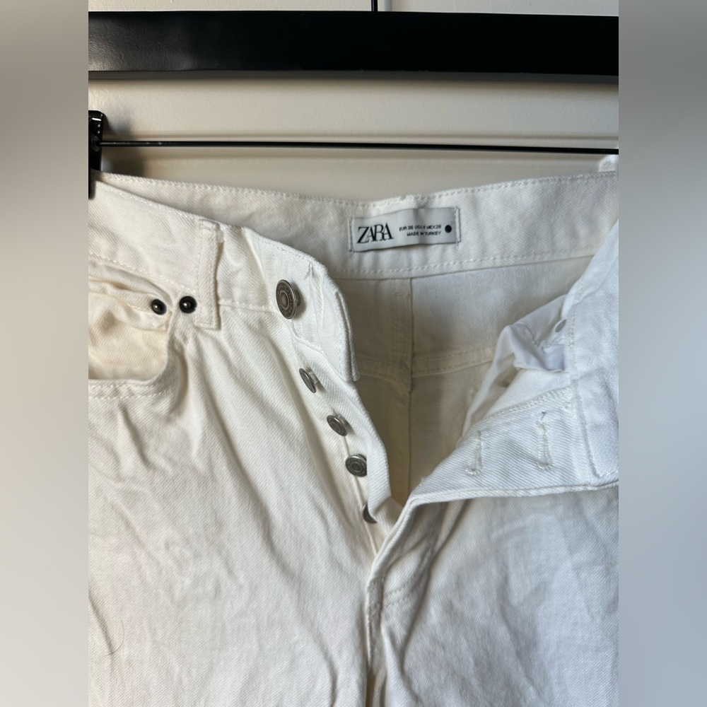 Zara White/Crean Button-Fly Wide-Leg High-Rise Jeans - 4